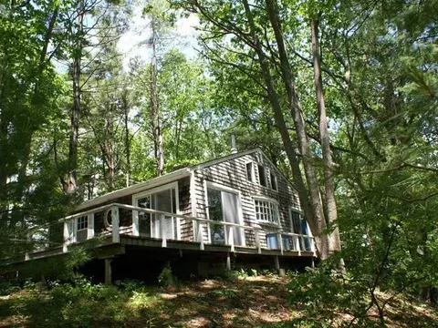 74 Spring St, Wells, ME 04090 photo 1