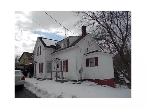 4 Pine St, Waterville, ME 04901 photo 1