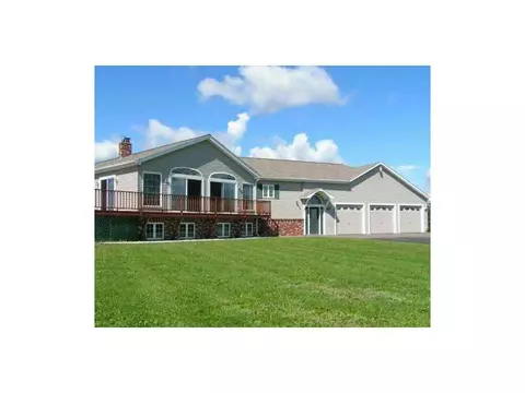63 Sunrise Cir, Mapleton, ME 04757 photo 1
