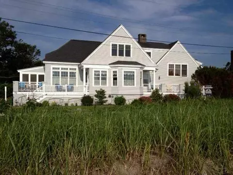 72 Surf St, Saco, ME 04072 photo 1