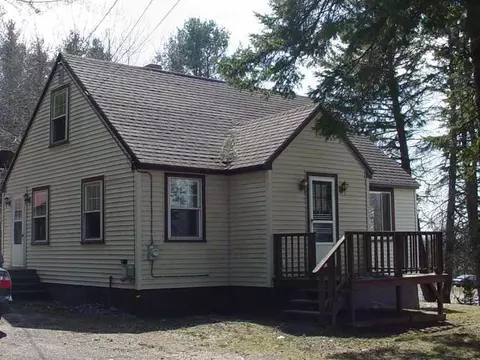 331 Main St, Winthrop, ME 04364 photo 1