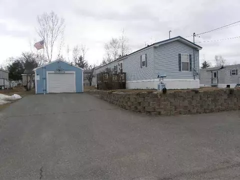 27 Pamola Park, Millinocket, ME 04462 photo 1