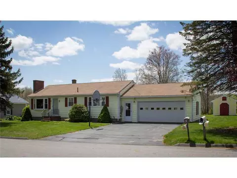 8 Evanthia Dr, Biddeford, ME 04005 photo 1