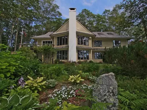 34 Quarry Point Rd, Edgecomb, ME 04556 photo 1