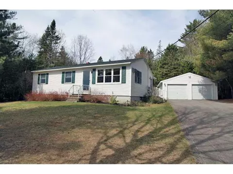 79 Fields Pond Rd, Holden, ME 04429 photo 1