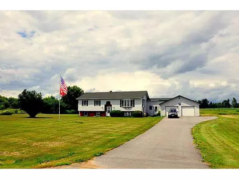 36 Bradbury Dr, Corinth, ME 04427 photo 1
