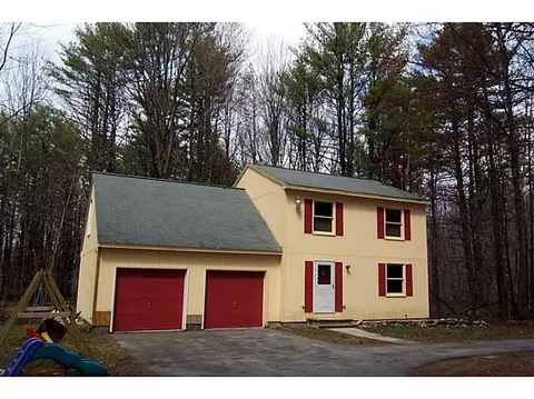 10 Caribou Dr, Limerick, ME 04048 photo 1