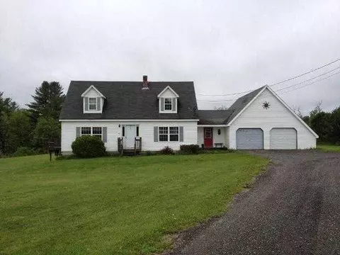 2108 W River Rd, Sidney, ME 04330 photo 1
