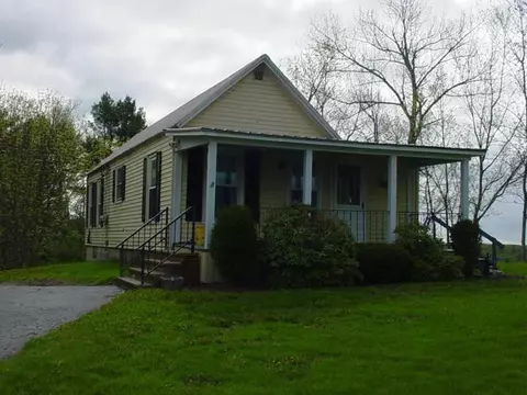 39 Plains Rd, Readfield, ME 04355 photo 1