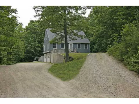 52 Railroad Ave, Sanford, ME 04083 photo 1
