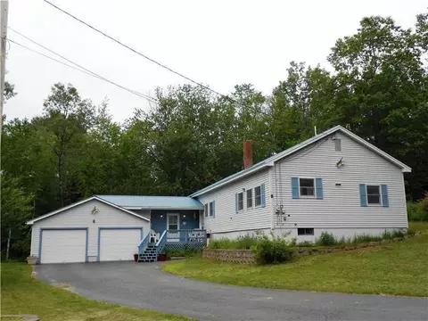 8 Barker St, Jay, ME 04239 photo 1