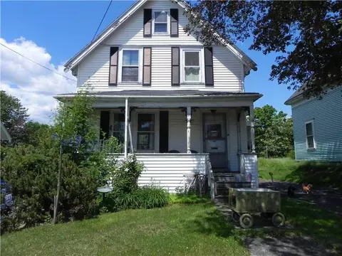 59 Main St, Lubec, ME 04652 photo 1