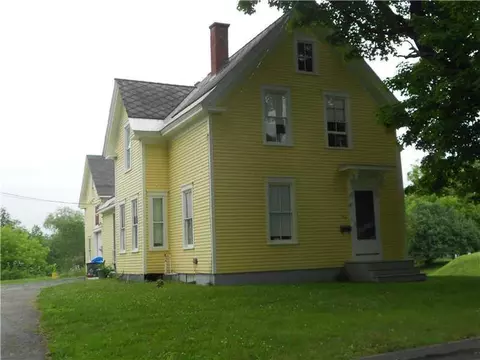 26 Spring St, Dover Foxcroft, ME 04426 photo 1