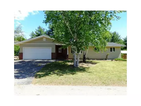 9 Champlain Ave, Lewiston, ME 04240 photo 1
