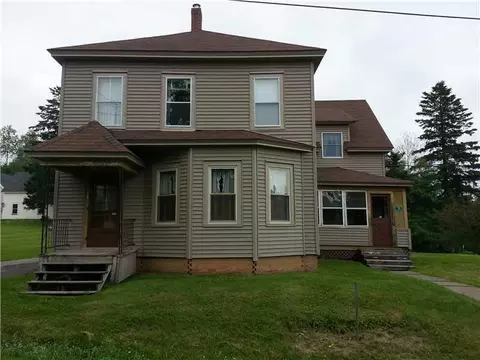 51 Pleasant St, Rangeley, ME 04970 photo 1