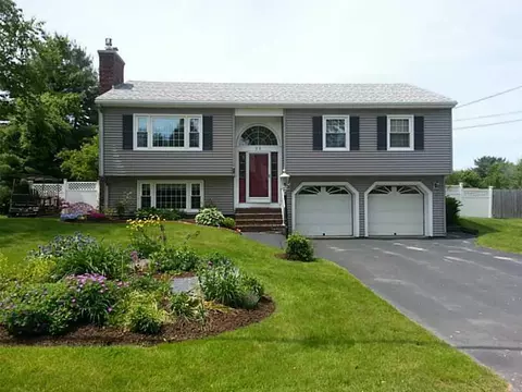 93 Broadlawn Dr, Brewer, ME 04412 photo 1