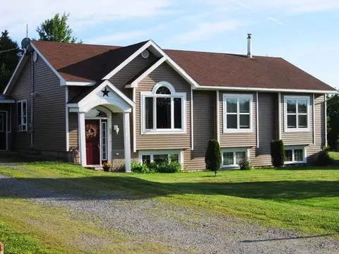 12 Estey Ln, Mapleton, ME 04757 photo 1