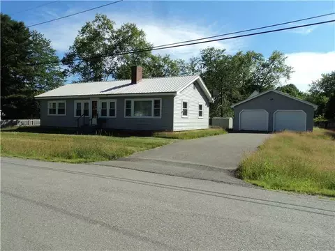 7 Daniel St, Milo, ME 04463 photo 1