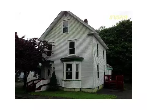 19 Spring St, Augusta, ME 04330 photo 1