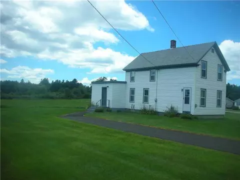90 Wade Rd, Augusta, ME 04330 photo 1