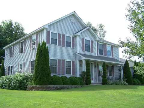 5 Shaws Hill Dr, Biddeford, ME 04005 photo 1