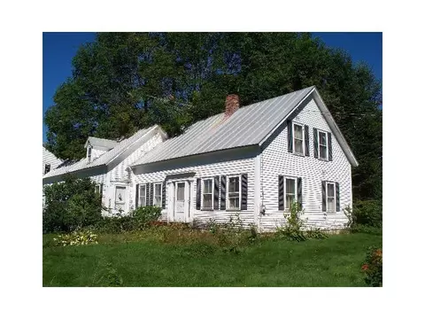 852 E Madison Rd, Madison, ME 04950 photo 1