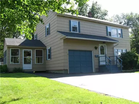 7 Robert St, Winslow, ME 04901 photo 1