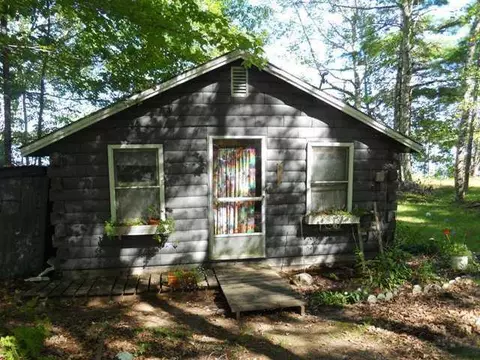 8 Browns Ln, Burnham, ME 04922 photo 1
