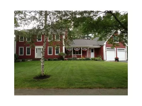 12 Seafields Ln, Saco, ME 04072 photo 1