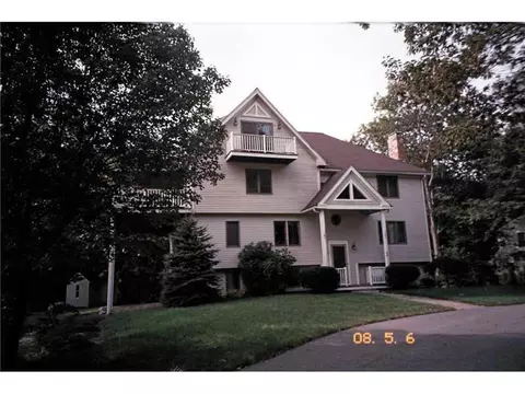 46 Ossipee Rd, York, ME 03902 photo 1