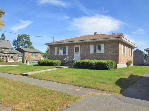 403 Penobscot Ave, Millinocket, ME 04462 photo 1
