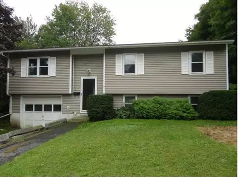4 Willow St, Waterville, ME 04901 photo 1