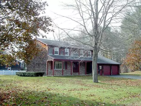 14 Forest Cir, Jay, ME 04239 photo 1