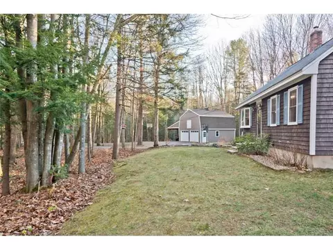 233 Davis Rd, Durham, ME 04222 photo 1