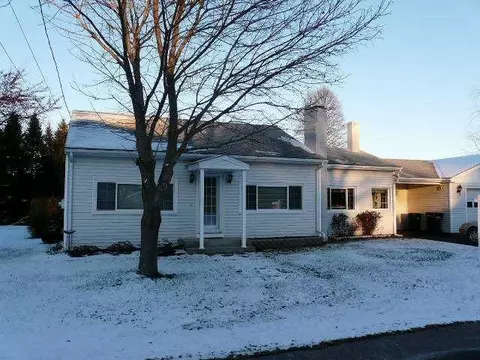 6 Ritz St, Biddeford, ME 04005 photo 1