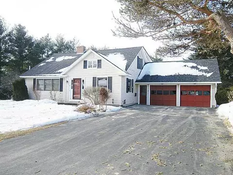 77 Madison Ave, Brewer, ME 04412 photo 1
