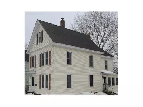 31 Highland St, Bath, ME 04530 photo 1