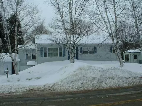 220 Bates St, Millinocket, ME 04462 photo 1