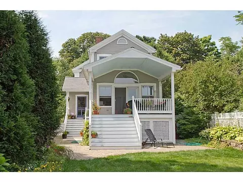 1121 Washington St, Bath, ME 04530 photo 1