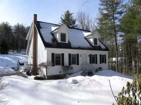 201 Marsh Rd, Sabattus, ME 04280 photo 1