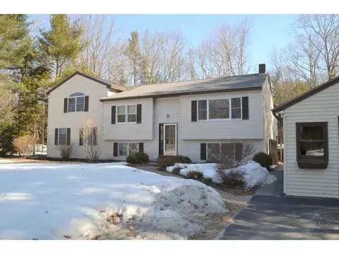 12 Eider Ln, Topsham, ME 04086 photo 1