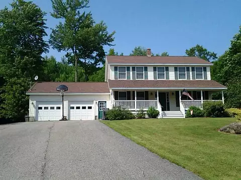 26 Twin Leaf Ln, Sidney, ME 04330 photo 1