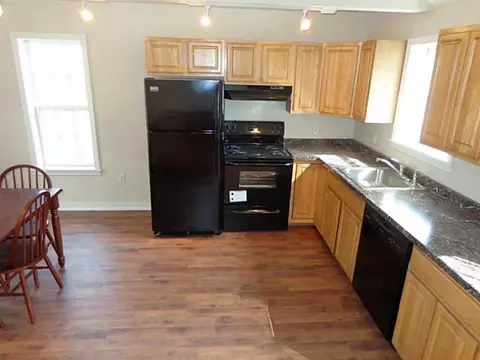 96 Graylock Rd, Warren, ME 04864 photo 1