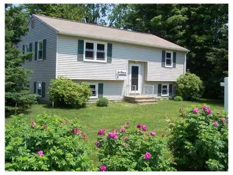 106 Ferry Rd, Saco, ME 04072 photo 1
