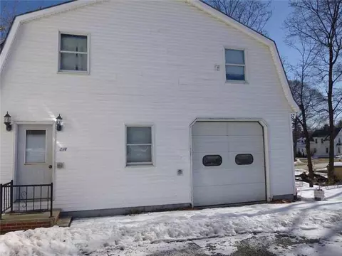 232 Wilson St, Brewer, ME 04412 photo 1