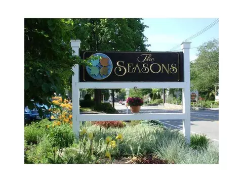 298 Main St #108, Ogunquit, ME 03907 photo 1