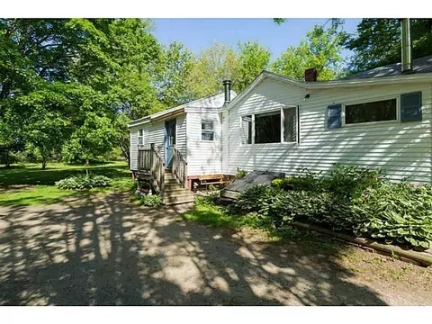 10 Maple Ave, Eliot, ME 03903 photo 1