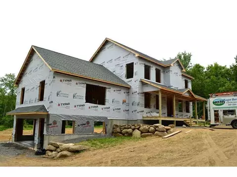 72 Guinea Rd, Berwick, ME 03901 photo 1