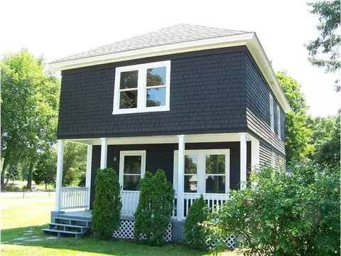 17 Central Ave, Limerick, ME 04048 photo 1