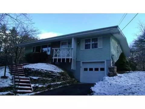 137 Franklin Rd, Jay, ME 04239 photo 1